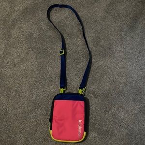 Lululemon crossbody purse